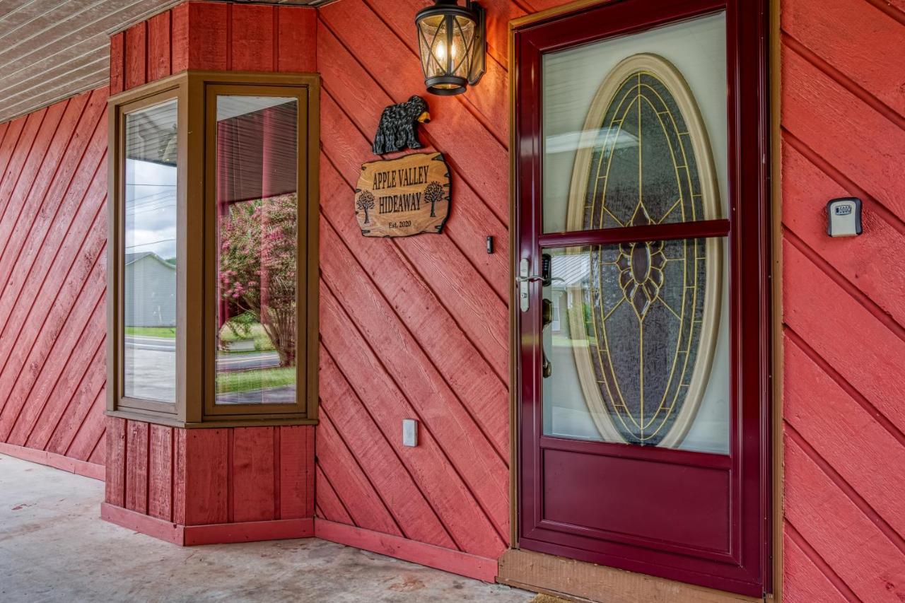 Apple Valley Hideaway, 1089 Of Free Attraction Tickets For Each Paid Day, Dollywood And More! 鸽子谷 外观 照片